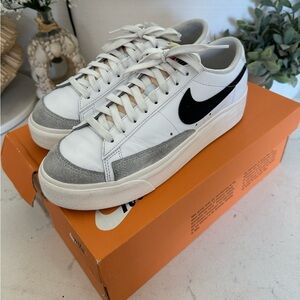 Nike Blazer Low Platform Women's Shoes, Size 10 (or Men's Size 8.5)